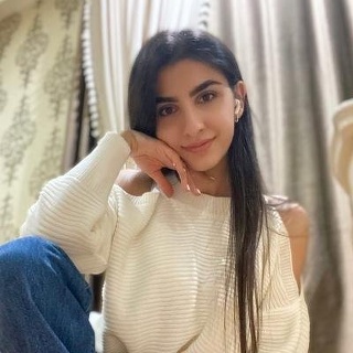 Элина Хачари